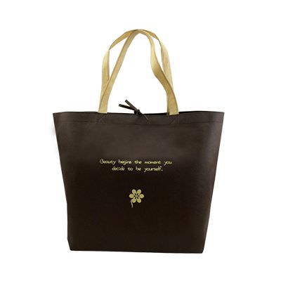 18 BAG 環保袋，國內外五星級飯店認可的專業品質，量身訂製尺寸，客製化 LOGO，各種環保袋、不織布手提袋、宣傳購物袋、收納袋、禮品包裝袋、活動贈品袋、保溫袋、覆膜袋、保冷袋、無紡袋、帆布袋、棉布袋、福袋、束口袋、備品袋、防塵袋